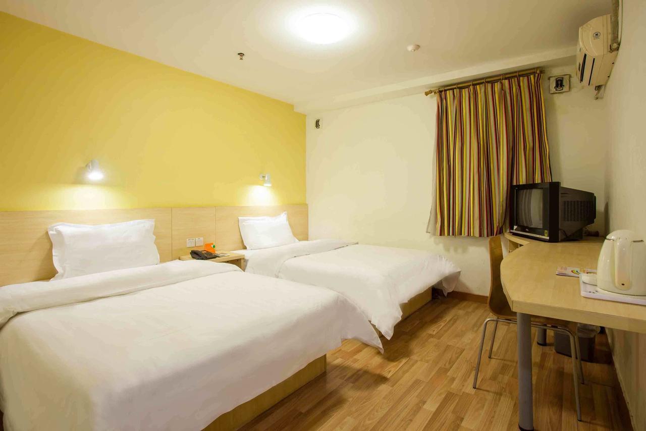 7Days Inn Wuhan Zhuankou Development Zone Jianghan University Camera foto